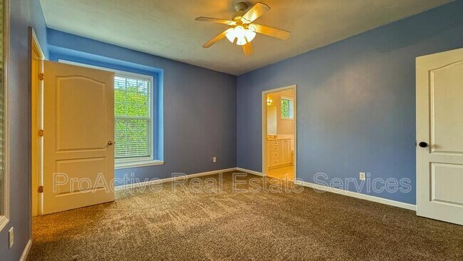 Building Photo - 1034 Grand Oak Ln