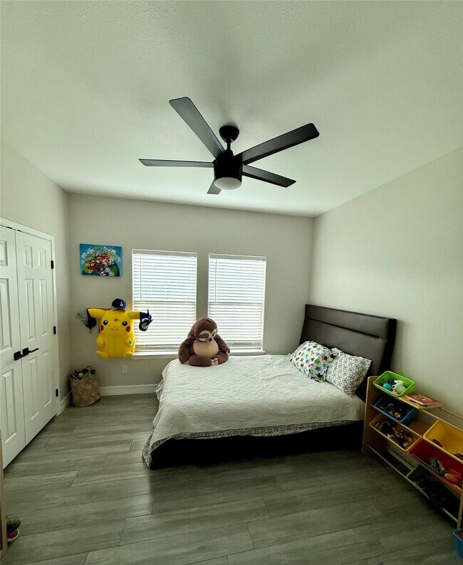 Building Photo - 421 Pitaya Ln