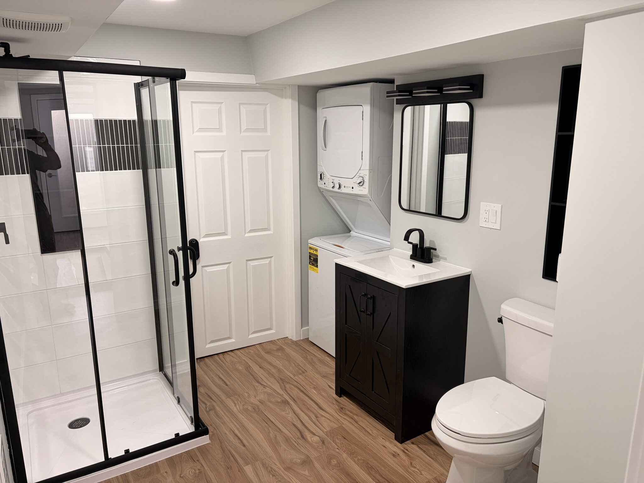 Building Photo - 2882 Ridge Dr