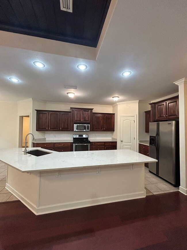 Building Photo - Tartan Pines, Rosemount Court, Enterprise, AL