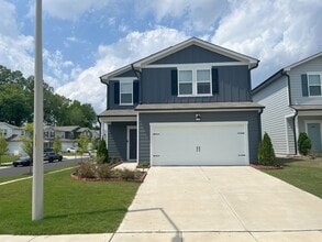 Building Photo - Beautiful corner home in Wendell- 3 Bedroom 2.5 bath - wonderful amenities!
