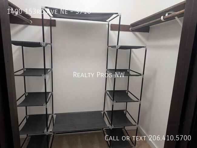 Building Photo - 1400 153rd Ave NE