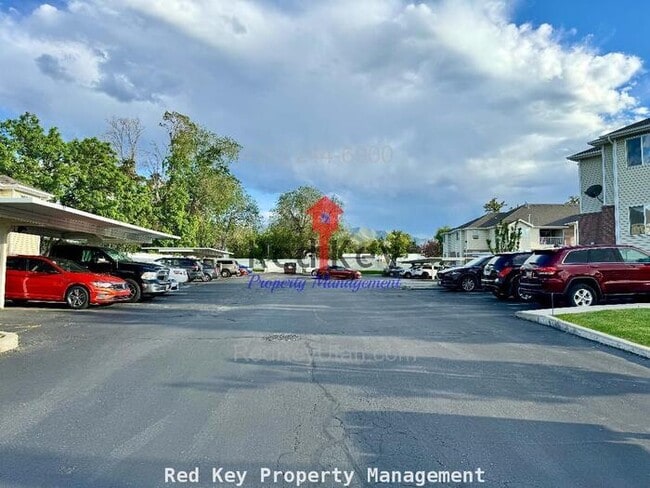Building Photo - Country Cove 147 W #111
