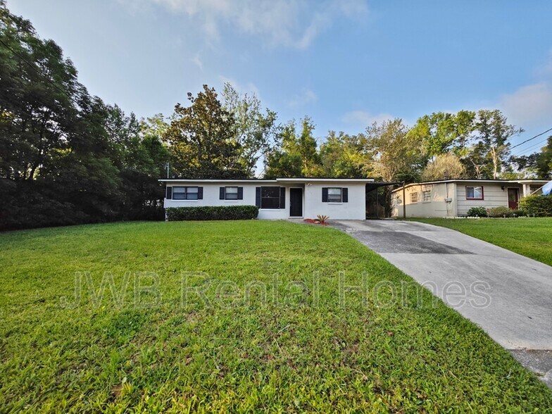 Primary Photo - 8120 Joffre Dr