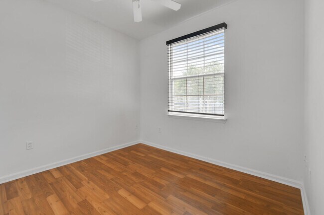 Building Photo - 175 Galicia Way