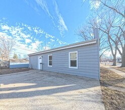 Building Photo - Updated 3 Bedroom 2 Bath Home-Located in Boone, IA