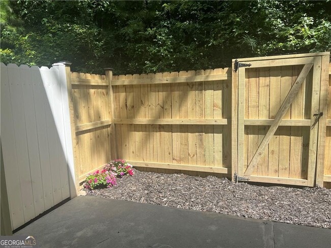 Building Photo - 2896 Vining Ridge Terrace