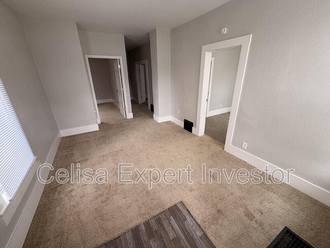 Building Photo - 2719 Indiana Ave