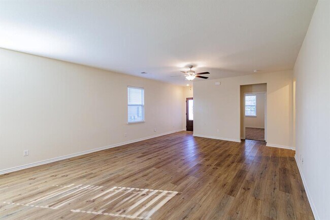 Building Photo - 331 Liberty Meadows Dr