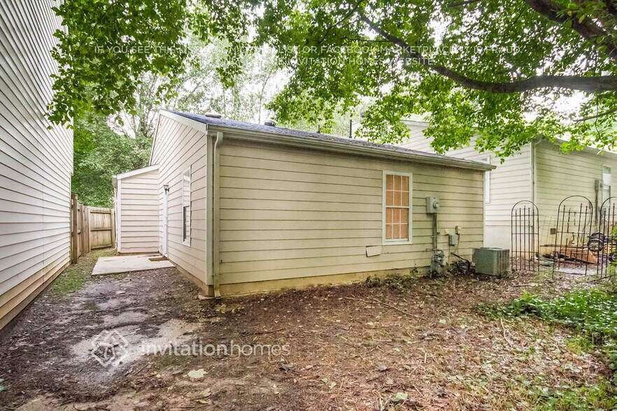Building Photo - 113 N Etowah Ln
