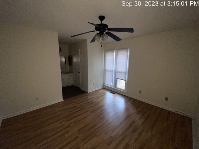 Building Photo - 912 Drew Ct