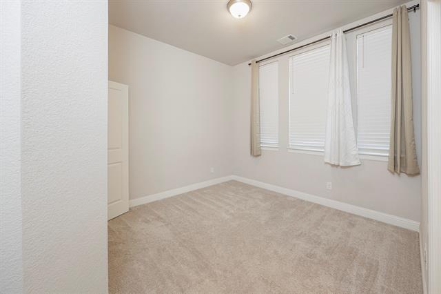 Building Photo - 3640 Carlsbad Way