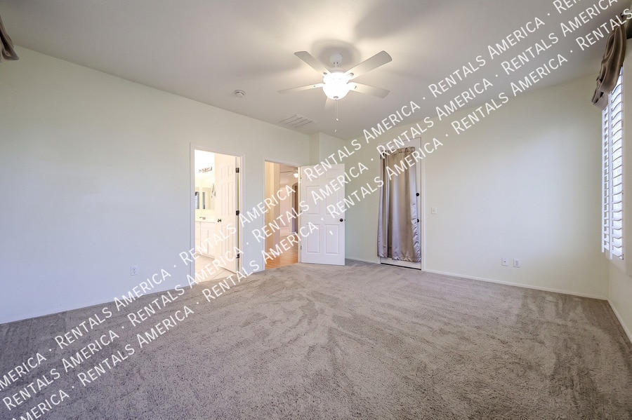 Building Photo - 30984 N Obsidian Dr