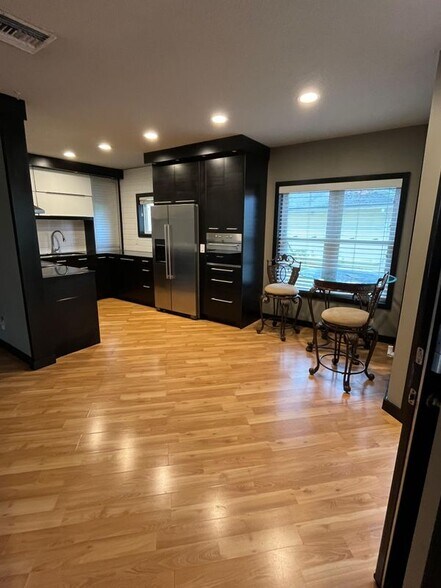 Building Photo - 1800 The Greens Way