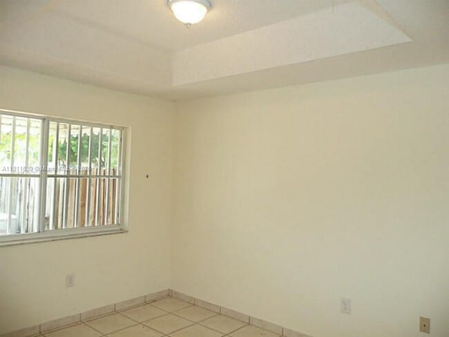 Building Photo - 200 NW 114th Ave