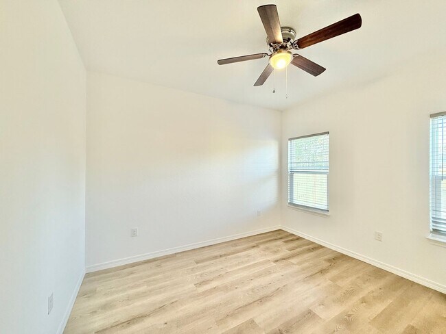 Building Photo - Spacious 4-Bedroom Home - New Construction