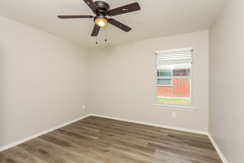 Building Photo - 2201 Woodberry Dr