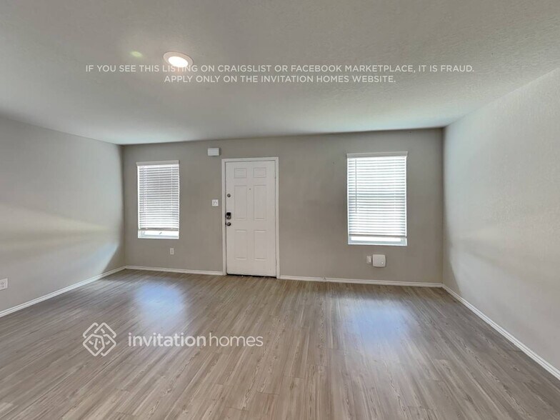 Building Photo - 5517 Verdugos Pl