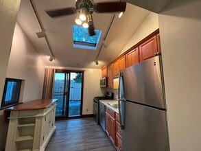 Building Photo - 41 S 13th St