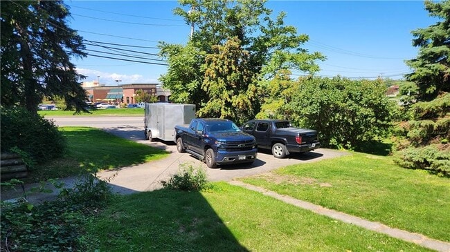 Building Photo - 1128 Ridge Rd