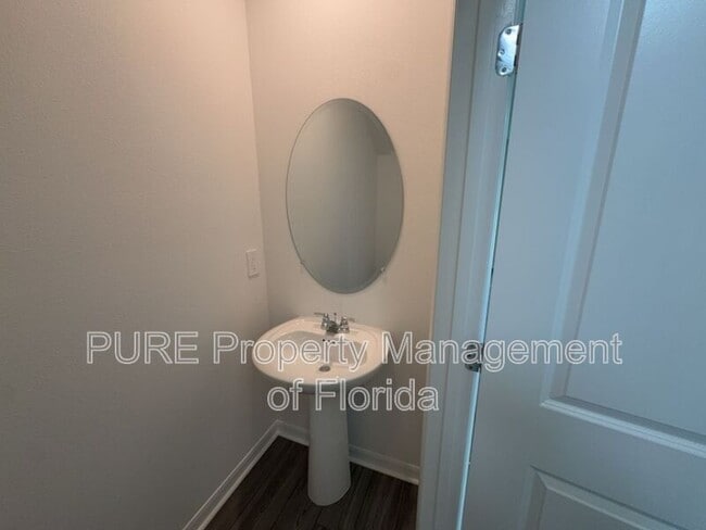 Building Photo - 1304 NW 48th Terrace