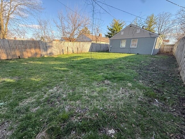 Building Photo - 1046 Republic Ave