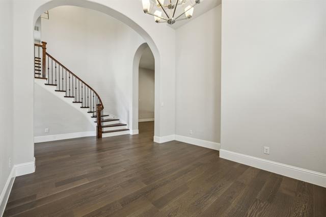 Building Photo - 975 Stampede Dr