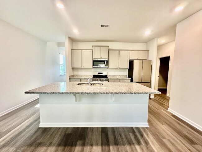 Building Photo - Beautiful New Four Bedroom Home in the Retreat at East Argent!
