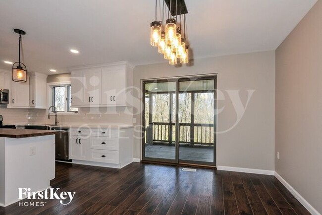 Building Photo - 1218 Brookstone Terrace