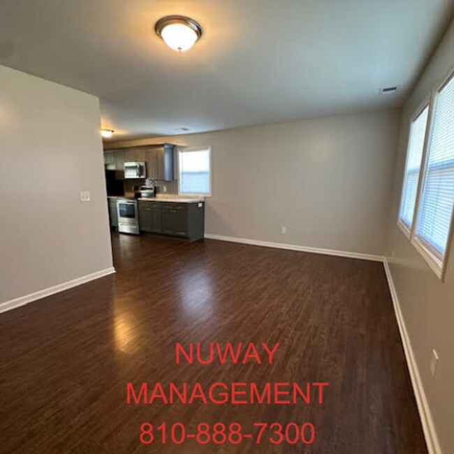 Building Photo - AVAILABLE NOW - 3 bedroom house in Grand B...