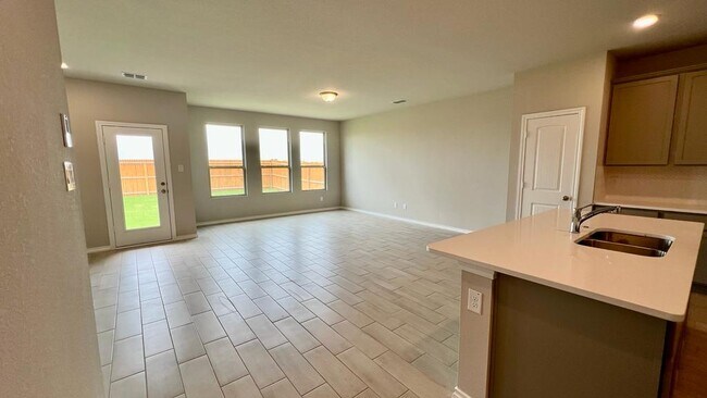 Building Photo - 953 Billups Dr