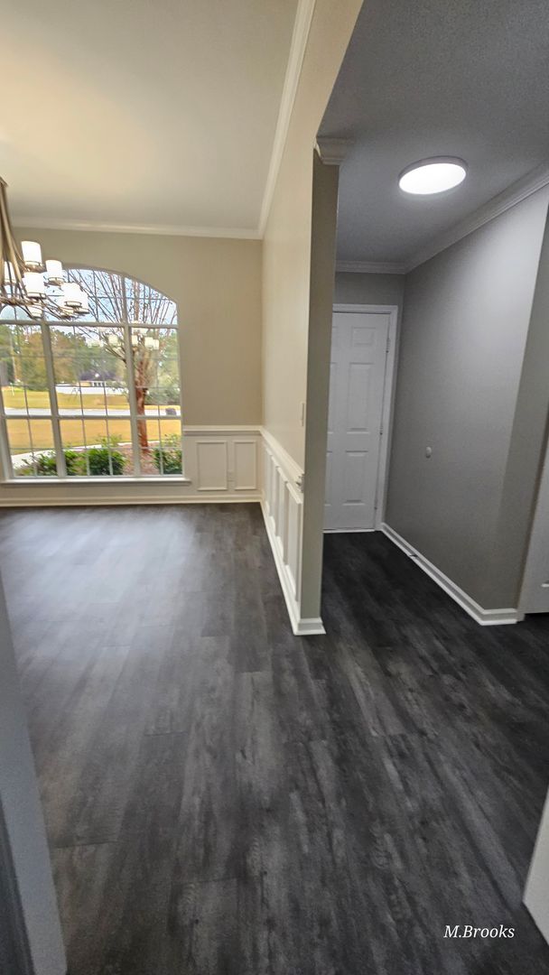 Building Photo - Country living but conveniently located in Kingsgate S/D in North Lowndes County near Moody AFB.