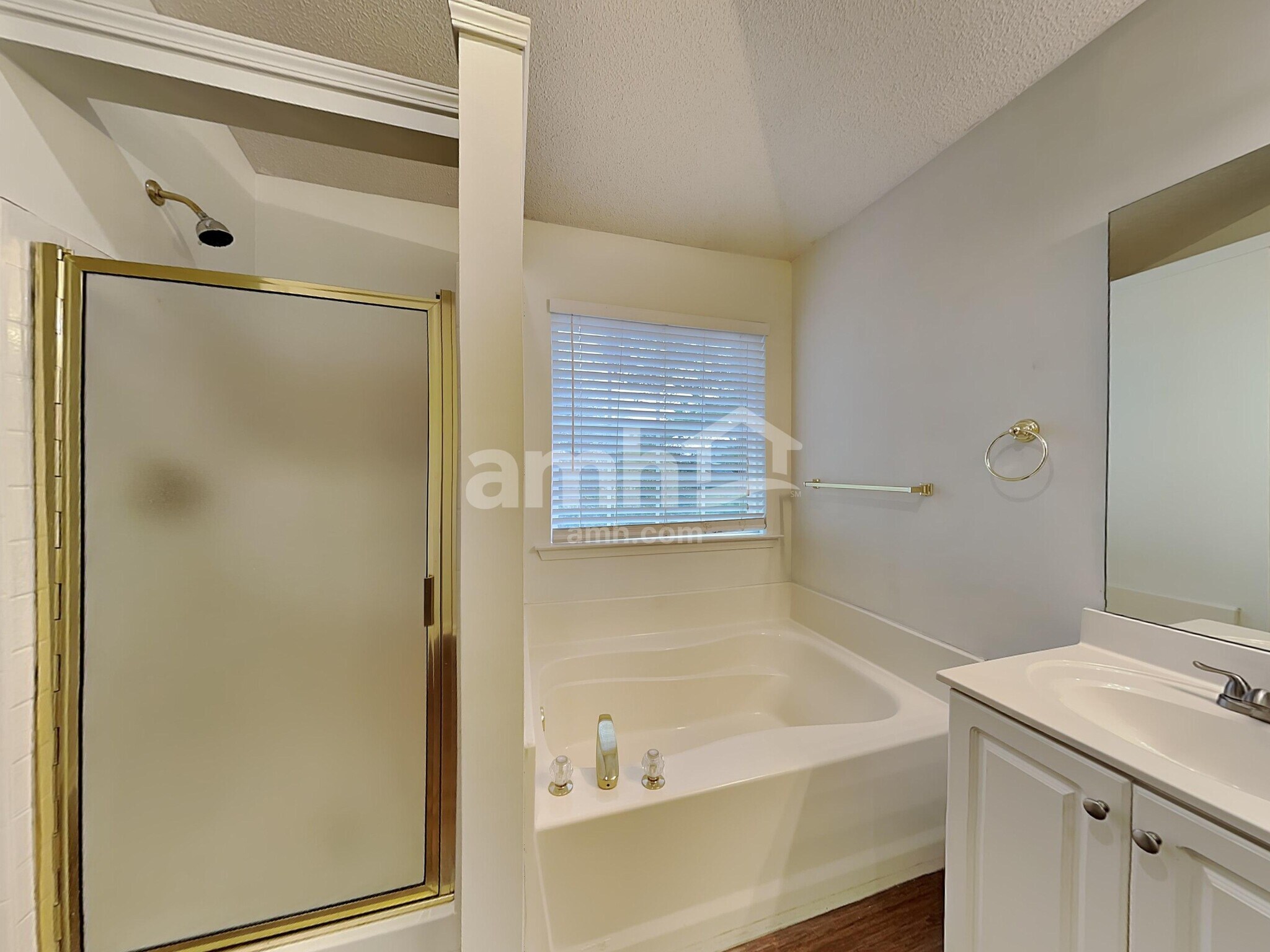 Building Photo - 145 Sandy Ln