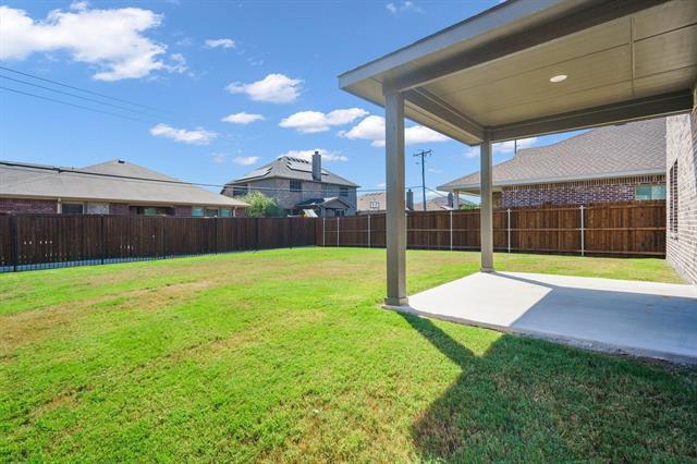 Building Photo - 2608 Ontario Dr