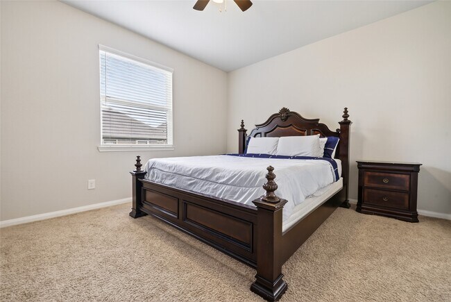 Building Photo - 13640 Collier Park Ln