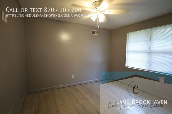 Building Photo - 1409 Brookhaven-