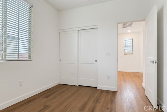 Building Photo - 893 Mango Ct