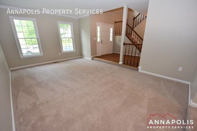 Building Photo - 3144 Stonehenge Dr