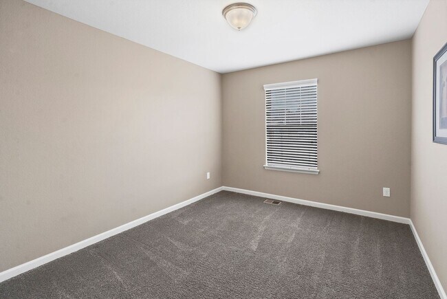Building Photo - 3/2 Home Tucked-away, turn-key, and top-rated schools! Available for immediate move-in!