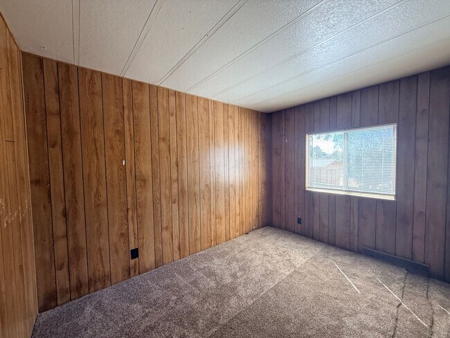 Building Photo - Perfect home in the perfect location!