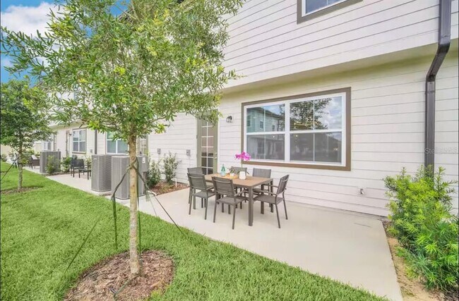 Building Photo - 816 Longboat Dr