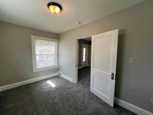 Building Photo - 3339 W.84th