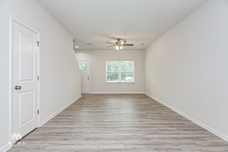 Building Photo - 4323 Enoch Dr