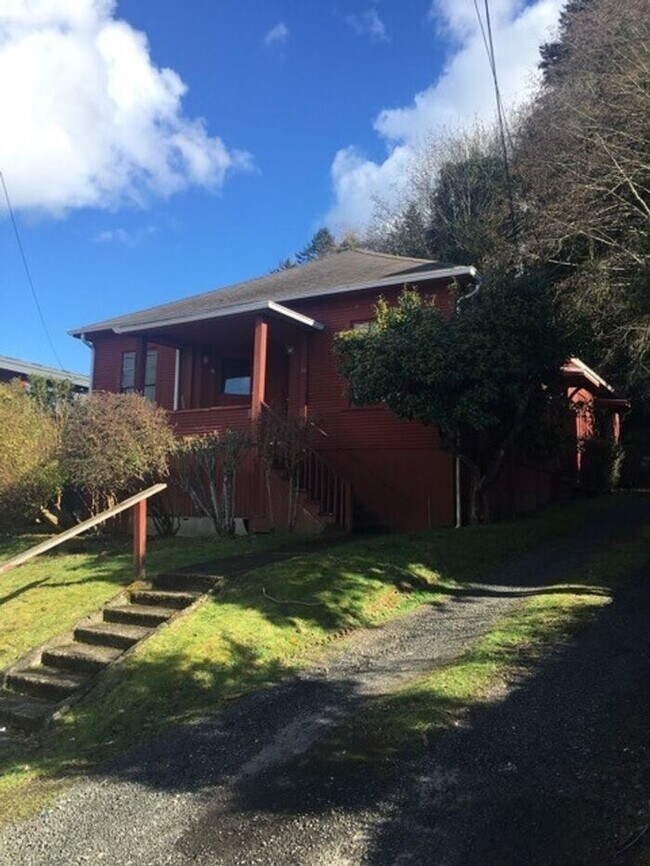 59B Main St Cathlamet, WA 59 Main St Cathlamet WA 98612 Apartment