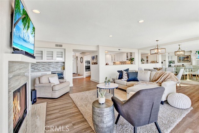 Building Photo - 24432 Alta Vista Dr