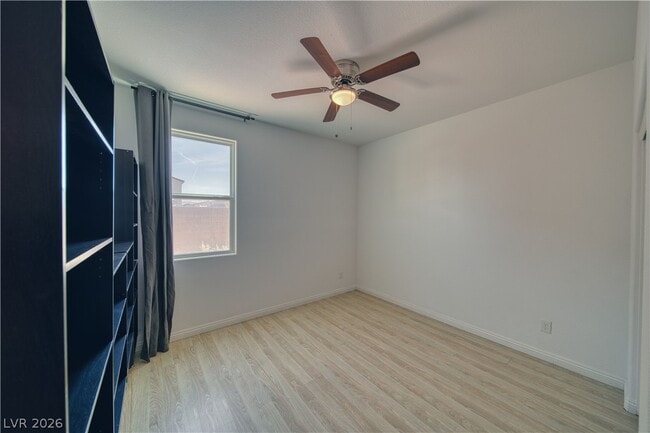 Building Photo - 3821 E Weld Ave