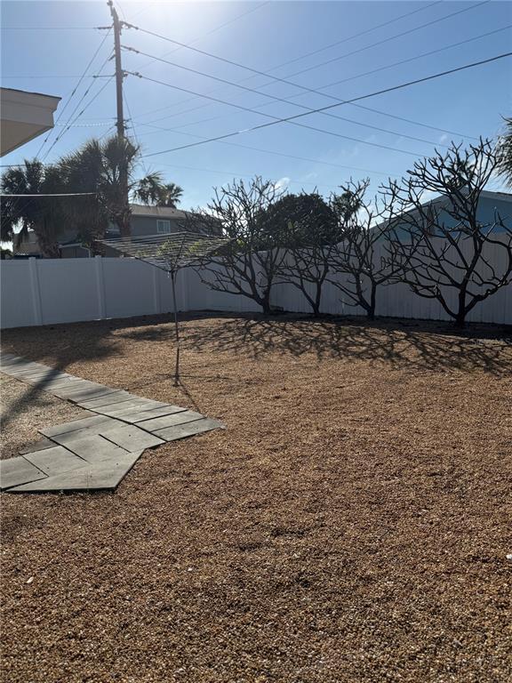 Building Photo - 2100 E Vina Del Mar Blvd