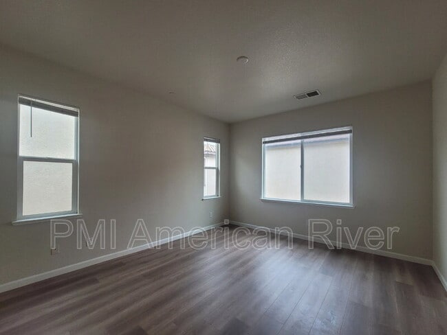 Building Photo - 8143 Crystal Walk Cir