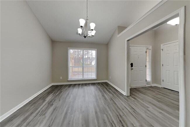 Building Photo - 5415 Windcrest Ln