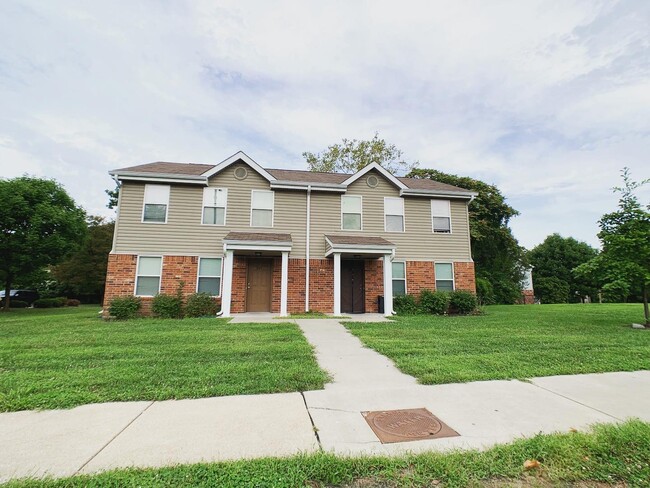 Building Photo - Etzel Place Apartments